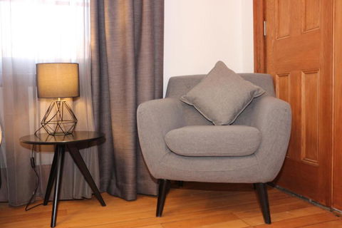 Guildford Hotel - Accommodation Bookings 1