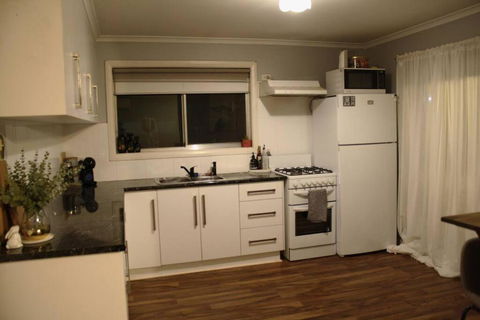 Gum Lodge, Gateway To The Murray - Accommodation Bookings 3