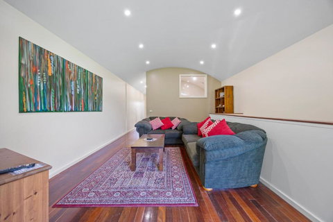 Halls Gap Escape Townhouse 2 - Accommodation Bookings 3