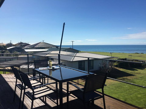 Hamilton - Accommodation Bookings 2