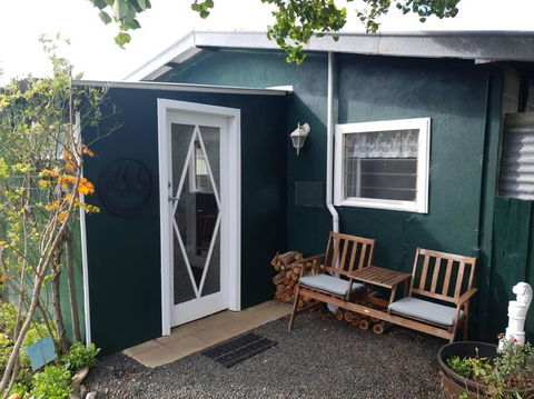 Handsome Hills Dairy Retreat - Accommodation Bookings 0