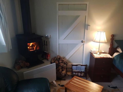 Handsome Hills Dairy Retreat - Accommodation Bookings 3