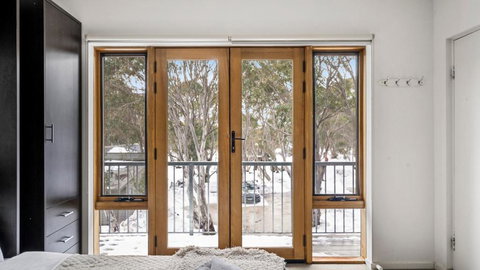 Hangar - Accommodation Bookings 2