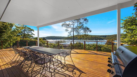Hardys Bay Haven - Bay Views & Wifi - Accommodation Bookings 3