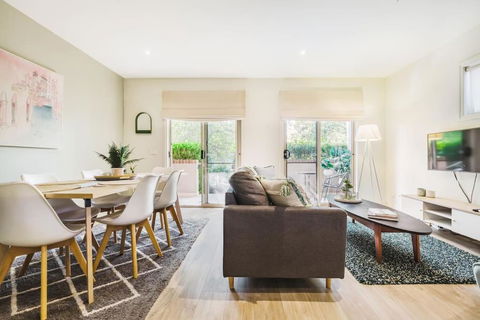 Harp Haven - Contemporary In Suburban Tree Lined Kew - Accommodation Bookings 0