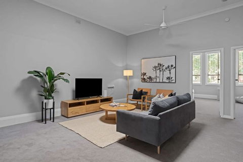 Haven On Hunter 500m To Civic Theatre - Accommodation Bookings 0