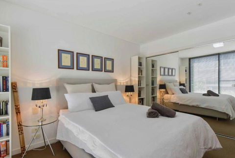 HAZEL Chapel St Socialite. Pool, Spa & Gym - Accommodation Bookings 2
