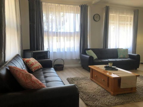 Heart Of The Farm Country Cottage In Tallarook - Accommodation Bookings 2