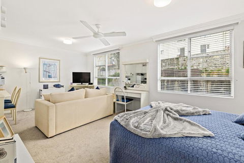 HENRY12 Self- Catering - Accommodation Bookings 2