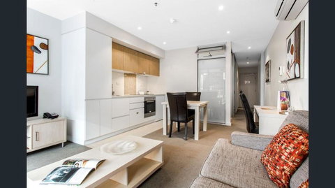 Hi 5 Star Luxury Adelaide City Apartment - Accommodation Bookings 2