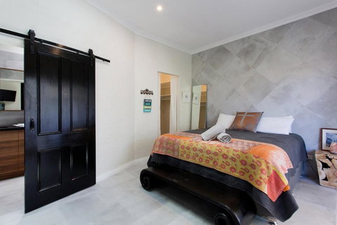 Hidden Treasure - Accommodation Bookings 1