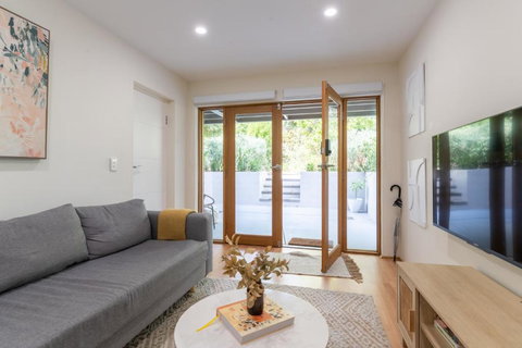 Hills Hideaway - Accommodation Bookings 1