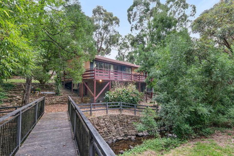 Hills Serenity W Private Creek - Accommodation Bookings 0