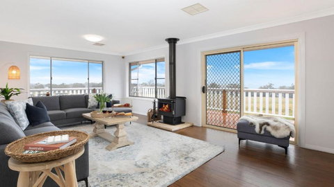 Hillside Farm - Accommodation Bookings 1