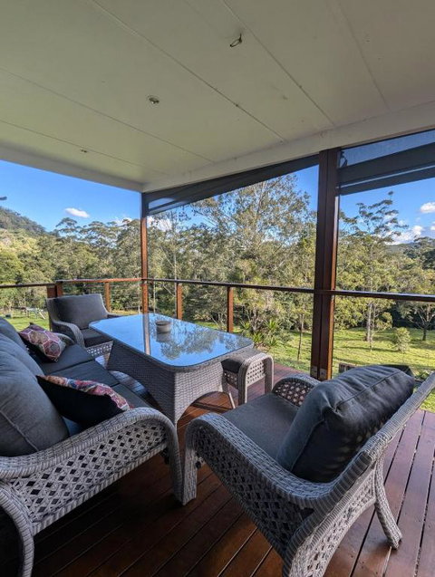 Hillside Haven - Accommodation Bookings 1