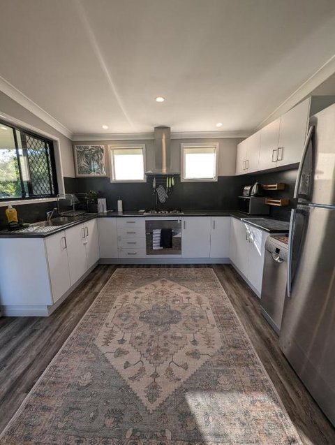 Hillside Haven - Accommodation Bookings 3