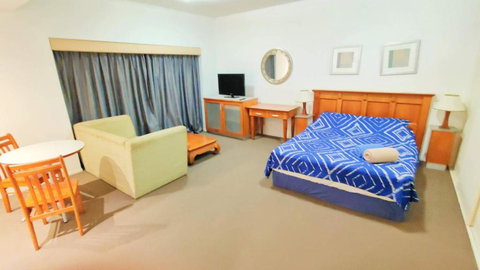 HILLTOP CBD SUITES - Accommodation Bookings 3