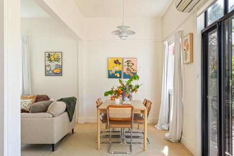 Hollybrooke Cottage, East Launceston - Accommodation Bookings 2