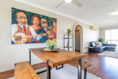 Inner City Pad Indooroopilly - Accommodation Bookings 0