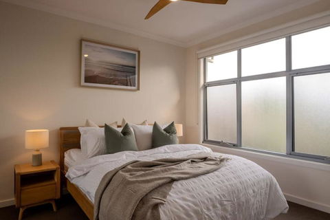Home In Christies Beach - Accommodation Bookings 0