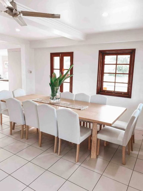 Homestead On The Range - Sleeps 12 - Accommodation Bookings 3