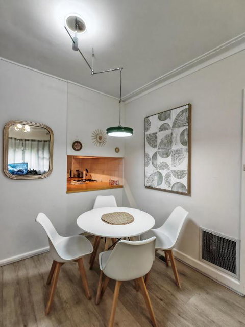 Humble Abode Near Ringwood - Accommodation Bookings 0