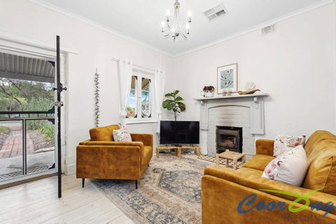 Hyde Cottage - Accommodation Bookings 1