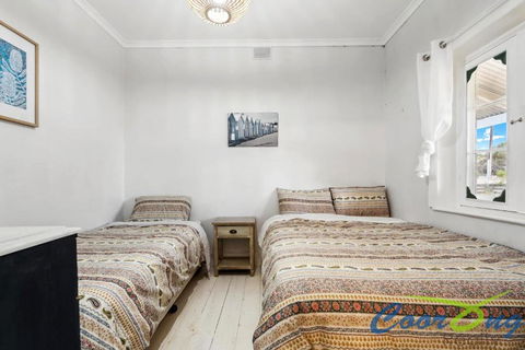 Hyde Cottage - Accommodation Bookings 2