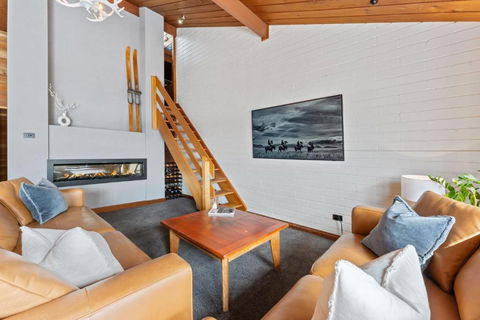Ibis On Lake Jindabyne - Accommodation Bookings 3