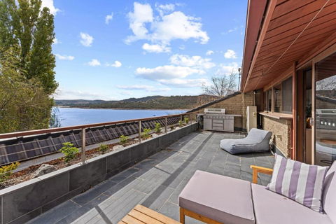 Ibis On Lake Jindabyne - Accommodation Bookings 1