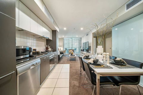 Illuminate North Terrace - Executive CBD - Accommodation Bookings 3
