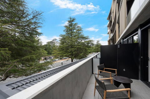 Immaculate Braddon Studio With Accessible Bathroom - Accommodation Bookings 3