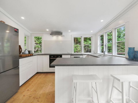 In The Blue - Accommodation Bookings 3