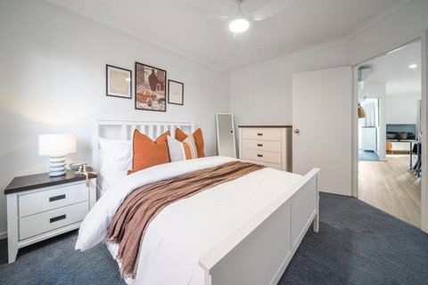 In The Midst On Melbourne - Accommodation Bookings 2