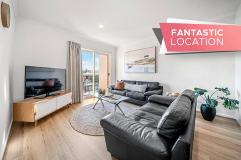 In The Midst On Melbourne - Accommodation Bookings 0