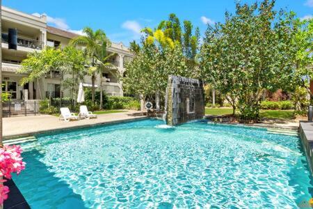 Inner City Cairns Vacation Unit - Accommodation Bookings 3