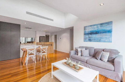 Hotel Lifestyle Home Living In Williamstown - Accommodation Bookings 0