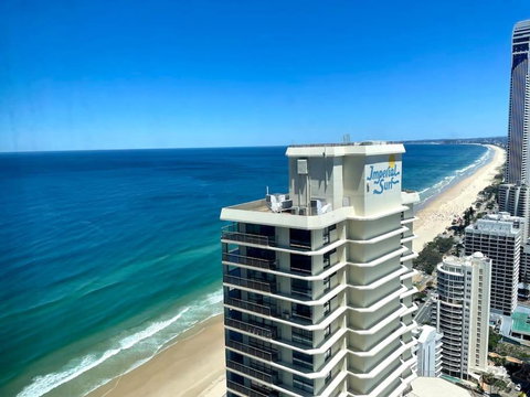 In The Heart Of Surfers Paradise Oceanview Cozy 1B Apt 34F - Accommodation Bookings 2