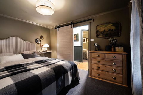 Innisfree - Accommodation Bookings 1