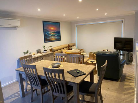 Inverloch Cabins & Apartments - Accommodation Bookings 3