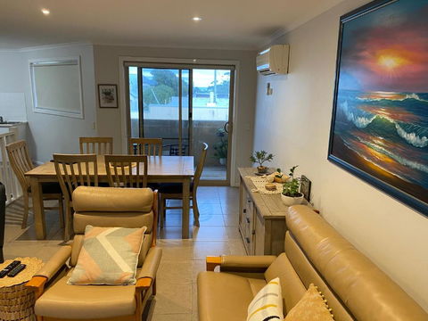 Inverloch Cabins & Apartments - Accommodation Bookings 2