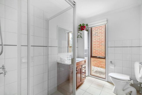 Island Escape - Accommodation Bookings 1