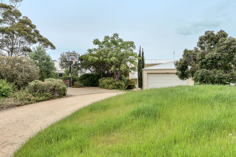 Aegina - Accommodation Bookings 3