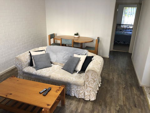 Affordable Comfortable Inglewood Apartment+Pool - Accommodation Bookings 2