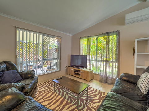 Affordable Holiday Home - Accommodation Bookings 0