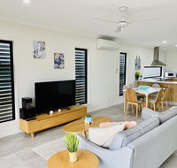 AIRLIE BEACH Delight. Hop skip jump to everything
