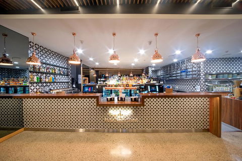 Airlie Beach Hotel - Accommodation Bookings 2