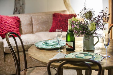 AL RU Farm - Accommodation Bookings 2