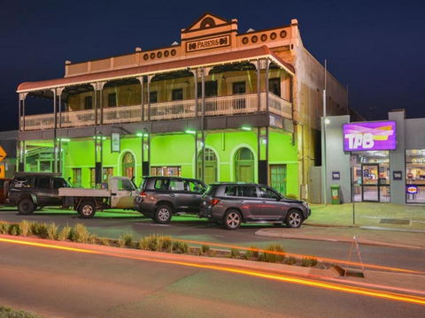Albion Hotel - Accommodation Bookings 1