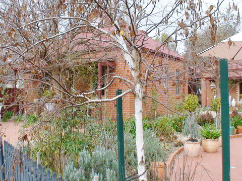 Albury Cottages - Accommodation Bookings 2